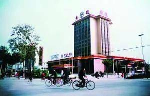 这，就是保定 拾壹 城市地标